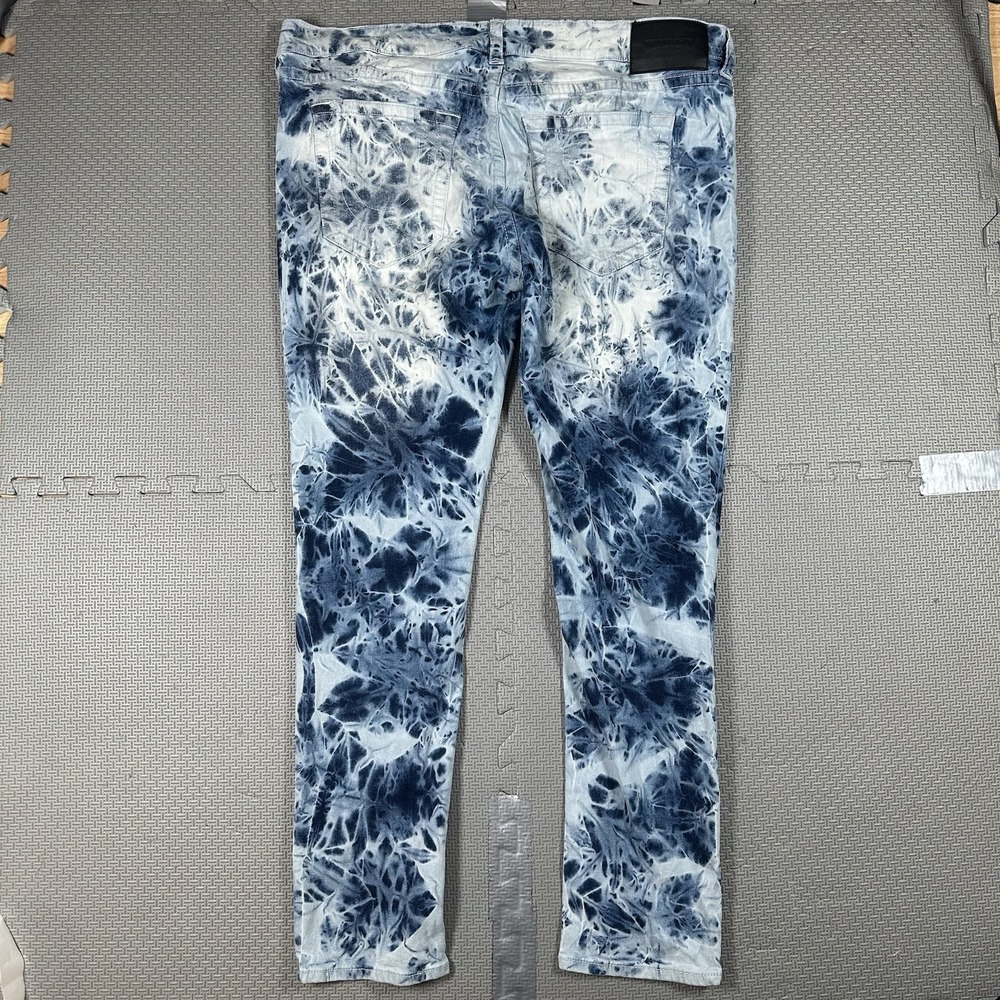 True Religion Rocco Relaxed Skinny Jeans Mens 44x33 Acid Wash Denim No SN Flap - Picture 5 of 12